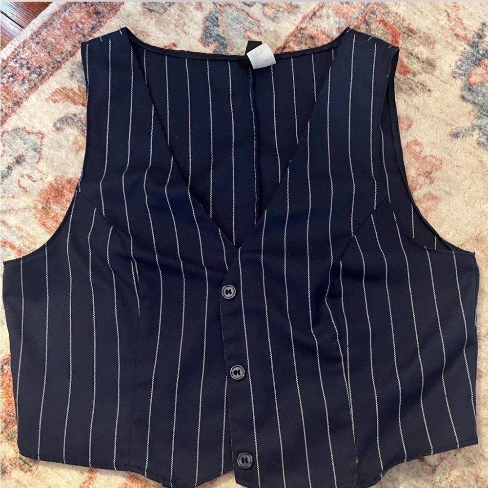 H&M blue pinstripe tuxedo shirt